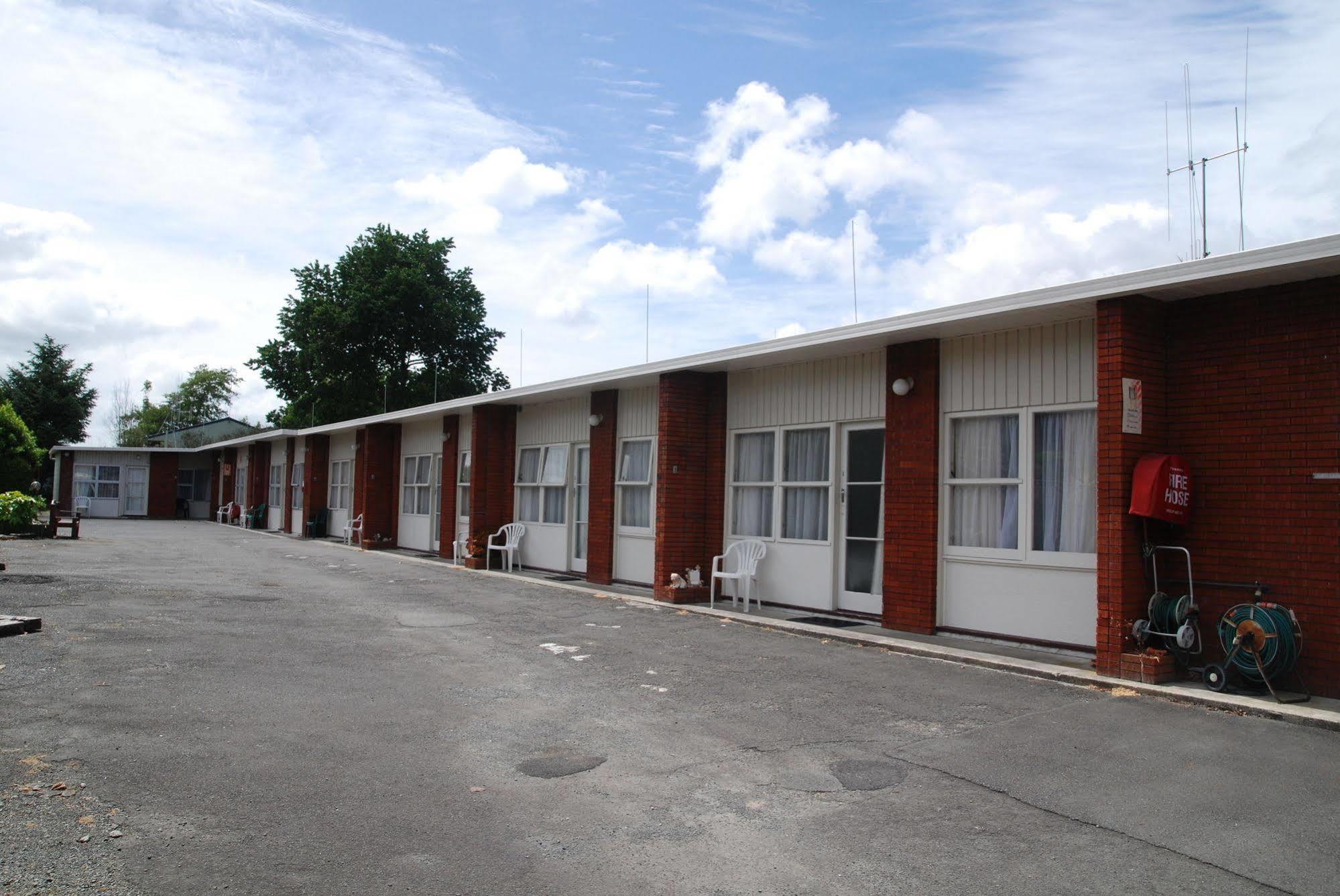 Manhattan Lodge Motel Гамильтон Экстерьер фото